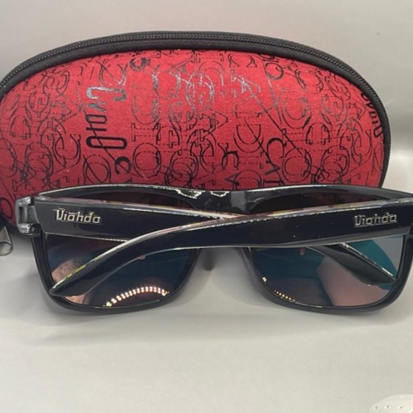 New Sunglasses (LAST PAIR) - Picture 5 of 6